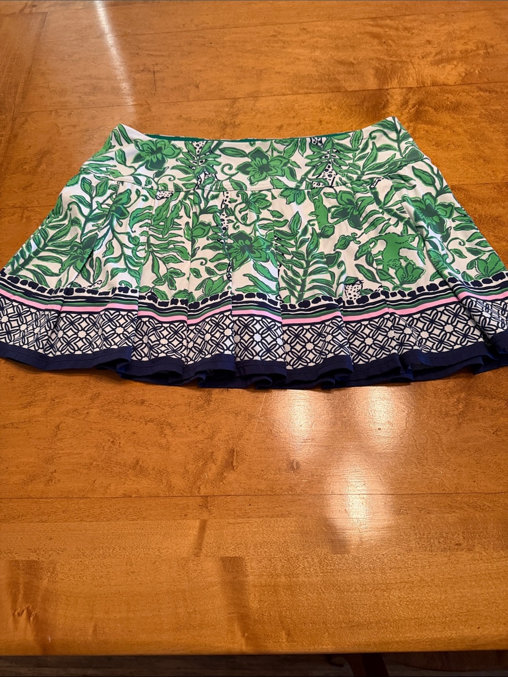 Lilly Pulitzer LUXLETIC Floral Border Mini Skirt SZ Medium